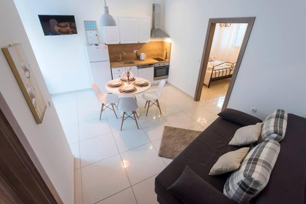 Apartman M&S 1 Kali, Otok Ugljan Exterior photo