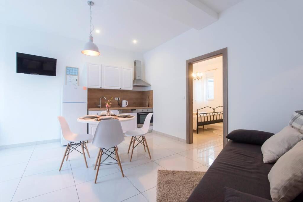 Apartman M&S 1 Kali, Otok Ugljan Exterior photo
