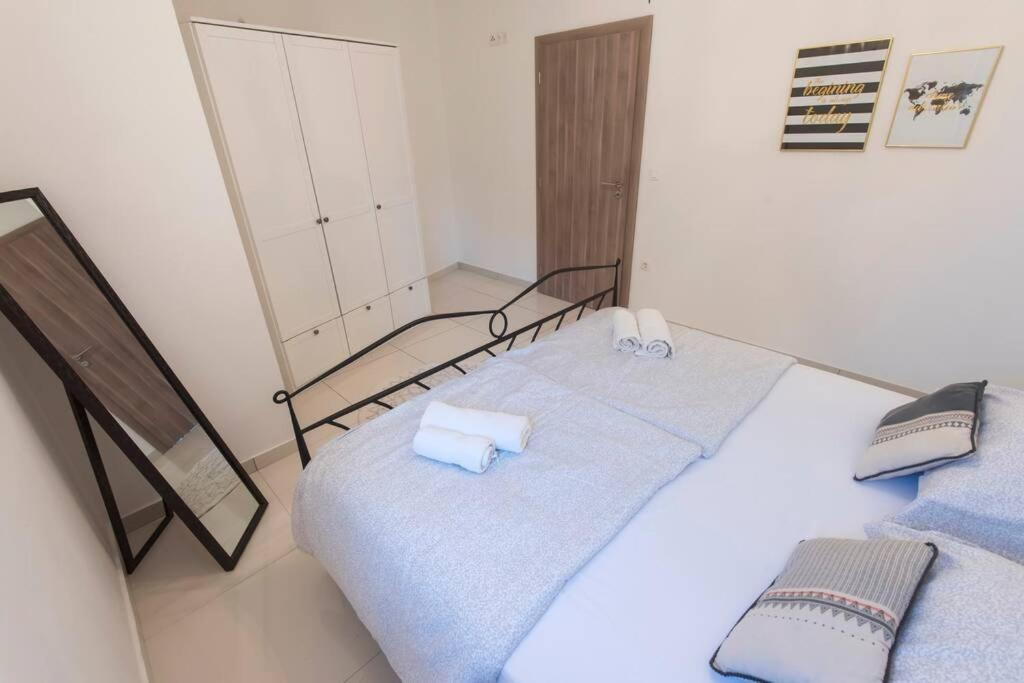 Apartman M&S 1 Kali, Otok Ugljan Exterior photo